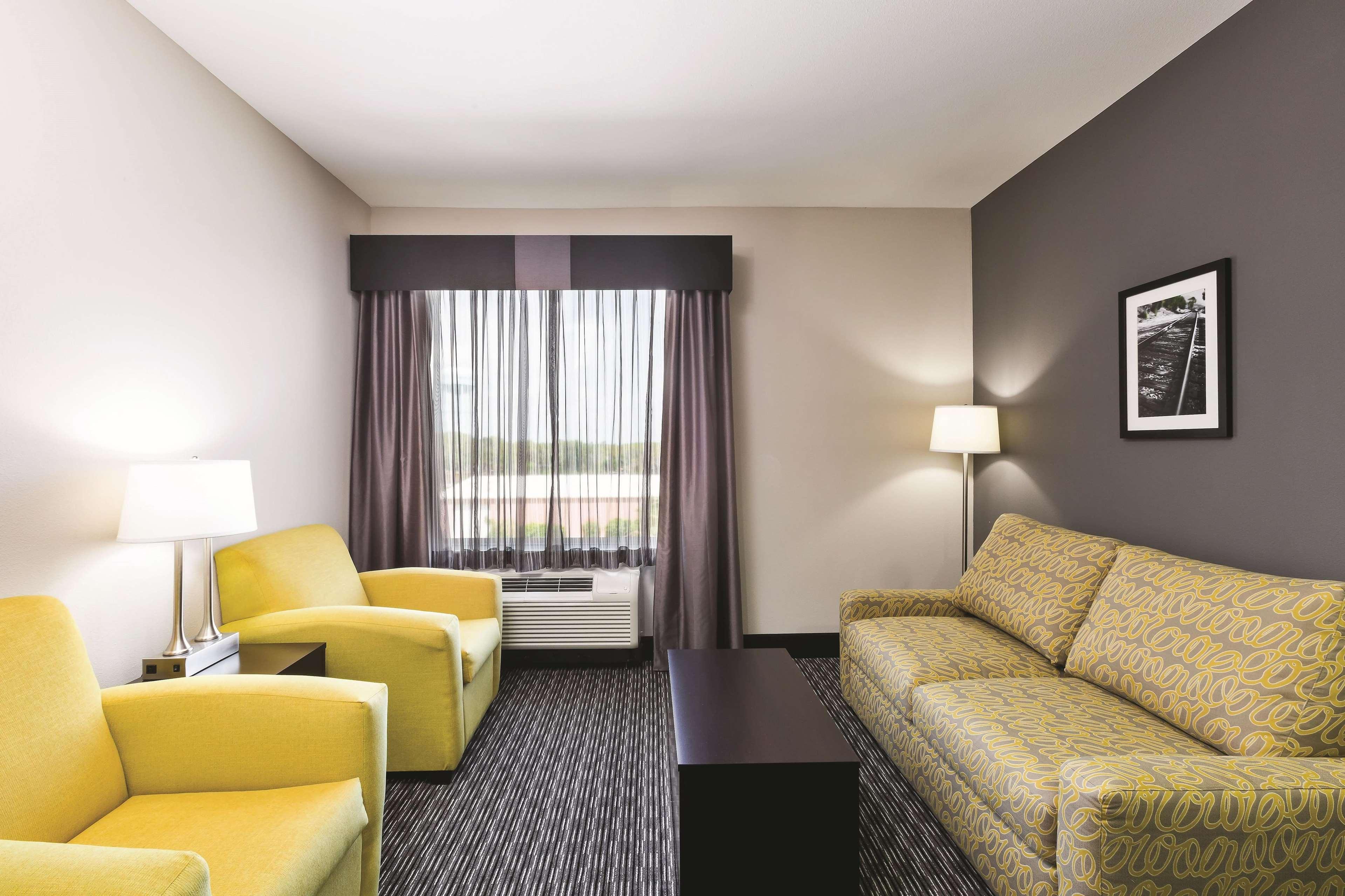 Отель La Quinta By Wyndham Rockport - Fulton Экстерьер фото